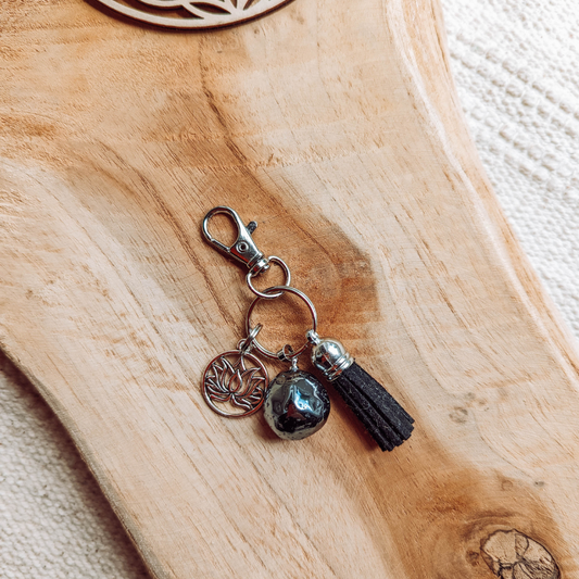 Pendentif en Hématite — Force & confiance